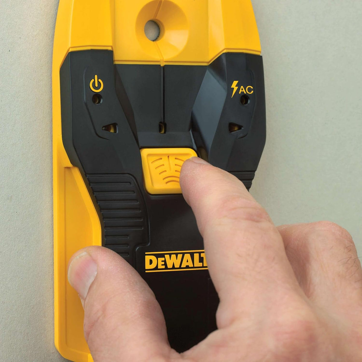 DEWALT Stud Finder, 3/4”, Locate Framing Studs Efficiently with LED Arrows, Ideal for Wood and Metal, AAA Batteries Included (DW0100)